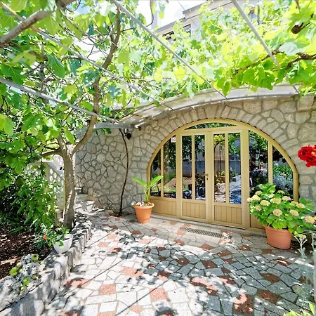Guest house Bogovic 2407 Malinska